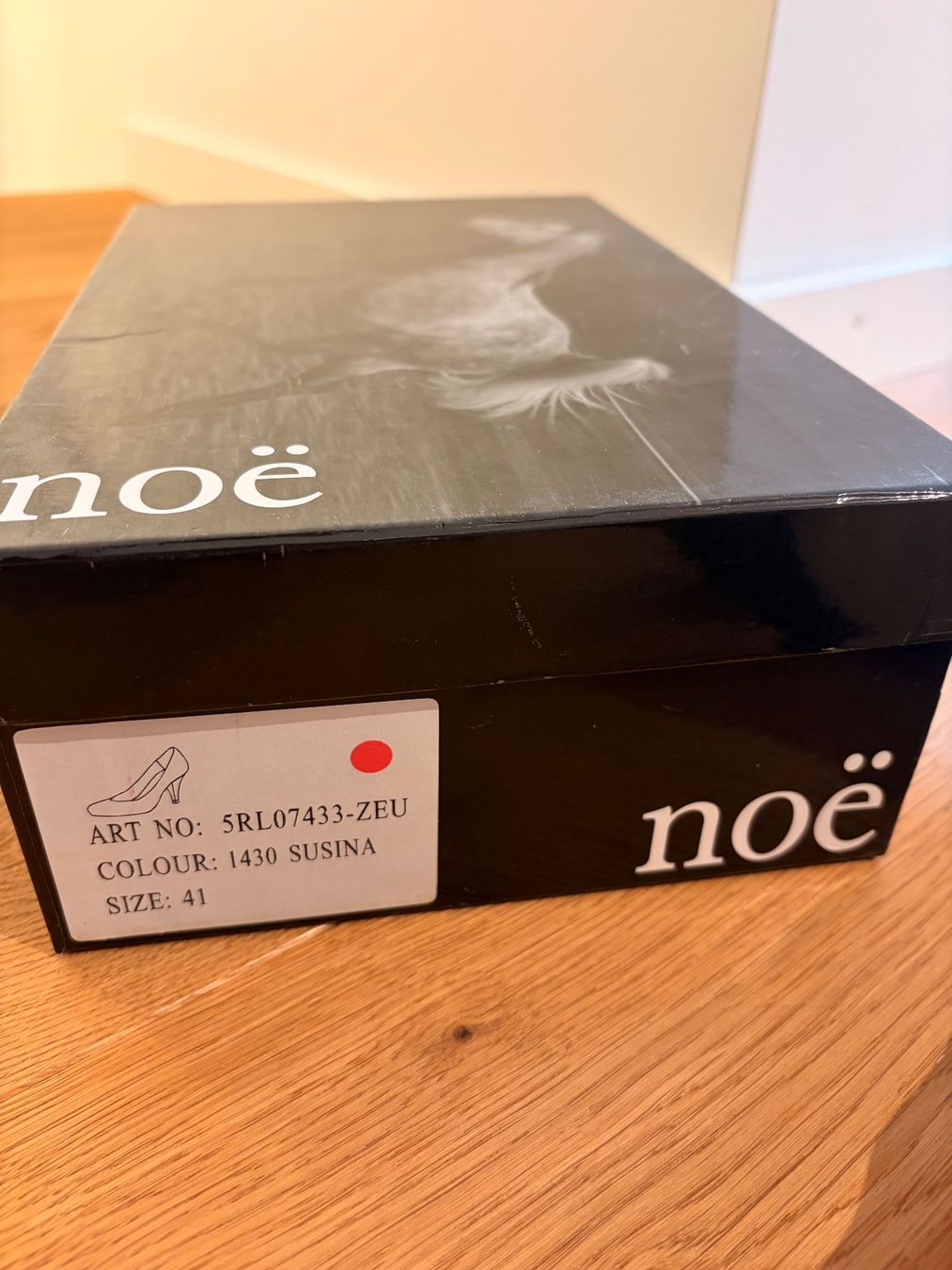 Chaussures femmes: Violette Heels von Noé – D'occasion à Ebmatingen par anniussi 1