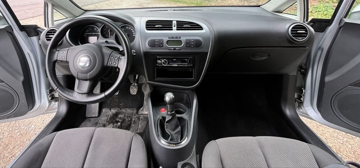 Seat Autos: Seat Leon, MFK 01.10.26 – D'occasion à Brünisried par andre.buchs 4