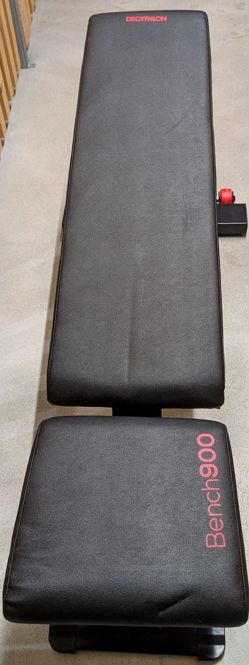 Decathlon Hometrainer: Decathlon Bench900 Training Bench good condition – Gebraucht aus Horgen von Robjohnch