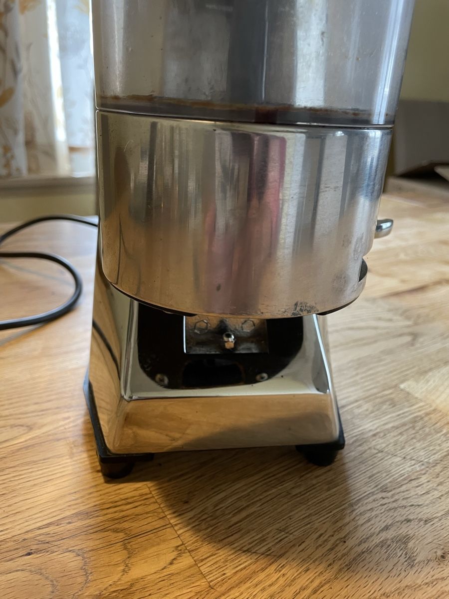 Küchengeräte: Gastro Kaffeemühle Anfim Milano – Gebraucht aus Flawil von Naphtali 8