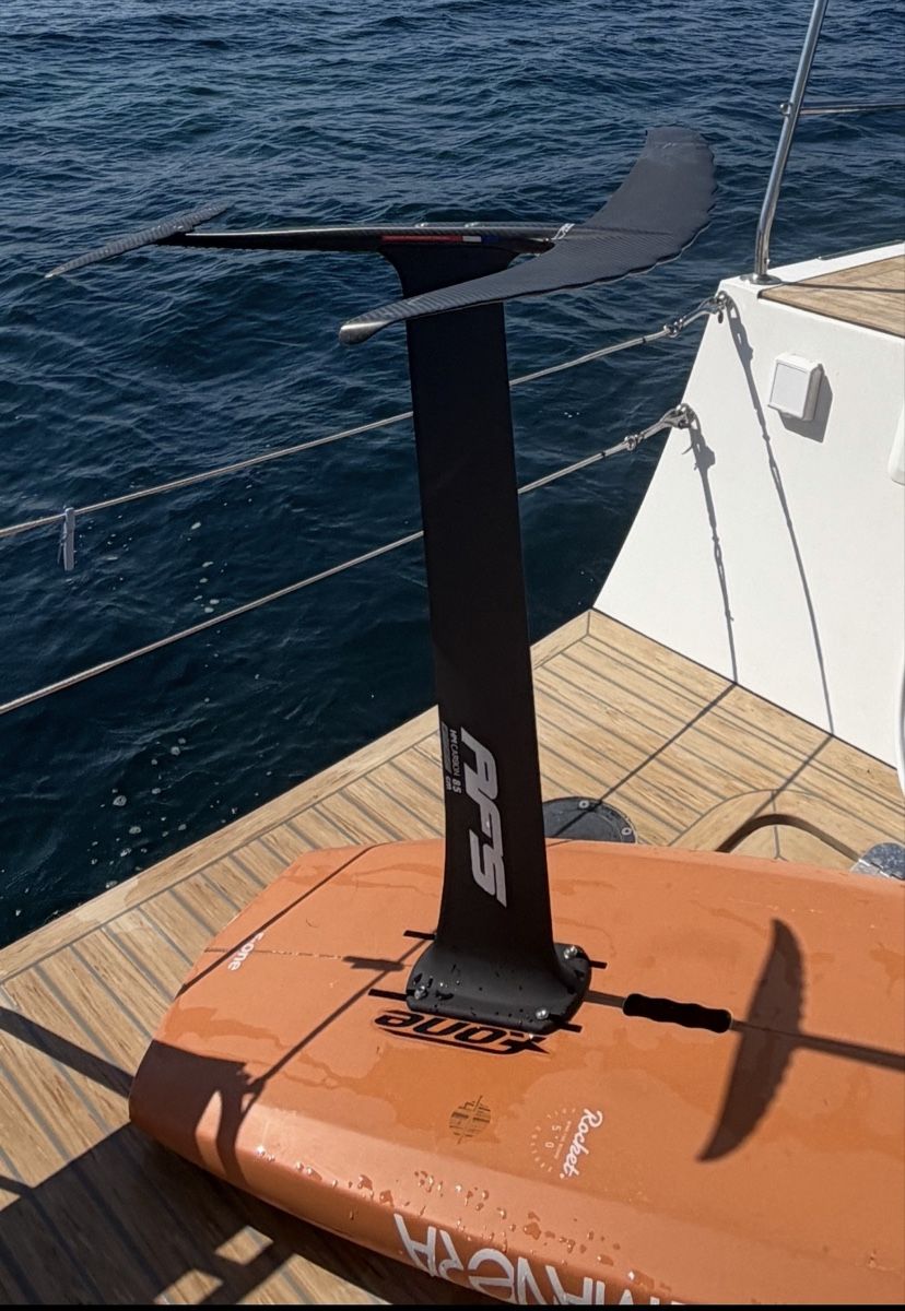 Kite: AFS FULL FOIL WINGFOIL – D'occasion à La Tour-de-Peilz par Alex199999
