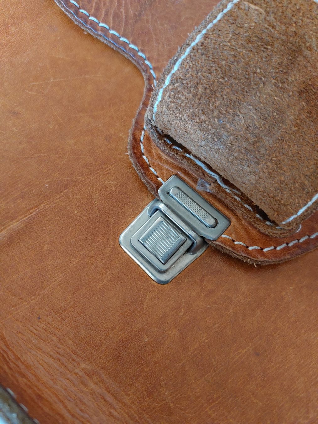 Borse: Alte Echtleder-Tasche Lady F. – Usato da Thun venduto da tin_5pm6 7