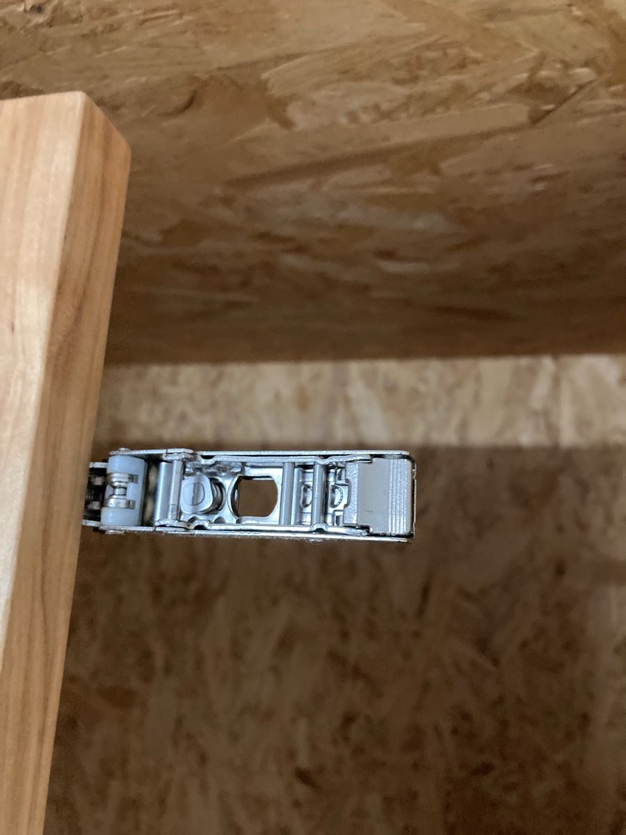 Armadi: Schrank in Teilen zu verschenken  – Usato da Eschen venduto da Reznab57 1