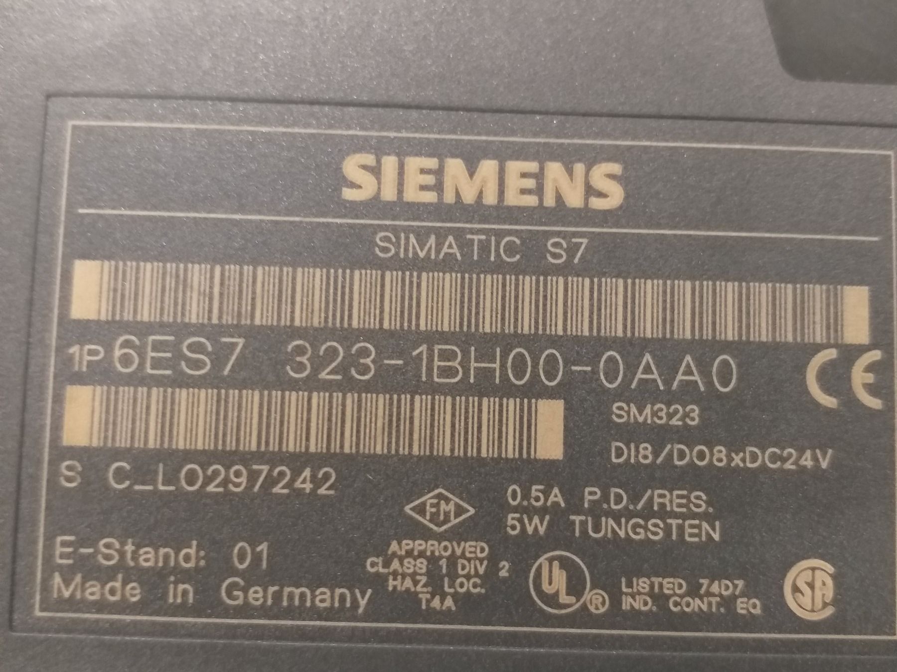 Siemens Componenti elettronici: Siemens S7-300 Modul SM323 8DI/8DA – Usato da Worben venduto da Cosmetique 2