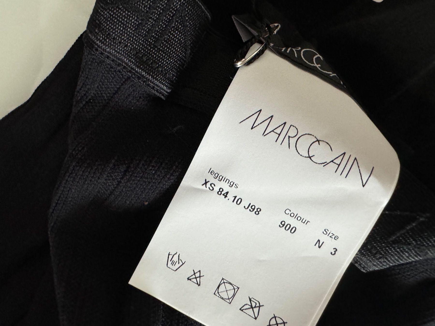 Marc Cain Leggings: Marccain Leggings aus softem ,elastischem Nylon-Jersey. N3 – Neu und originalverpackt aus Volketswil von praxis12 2