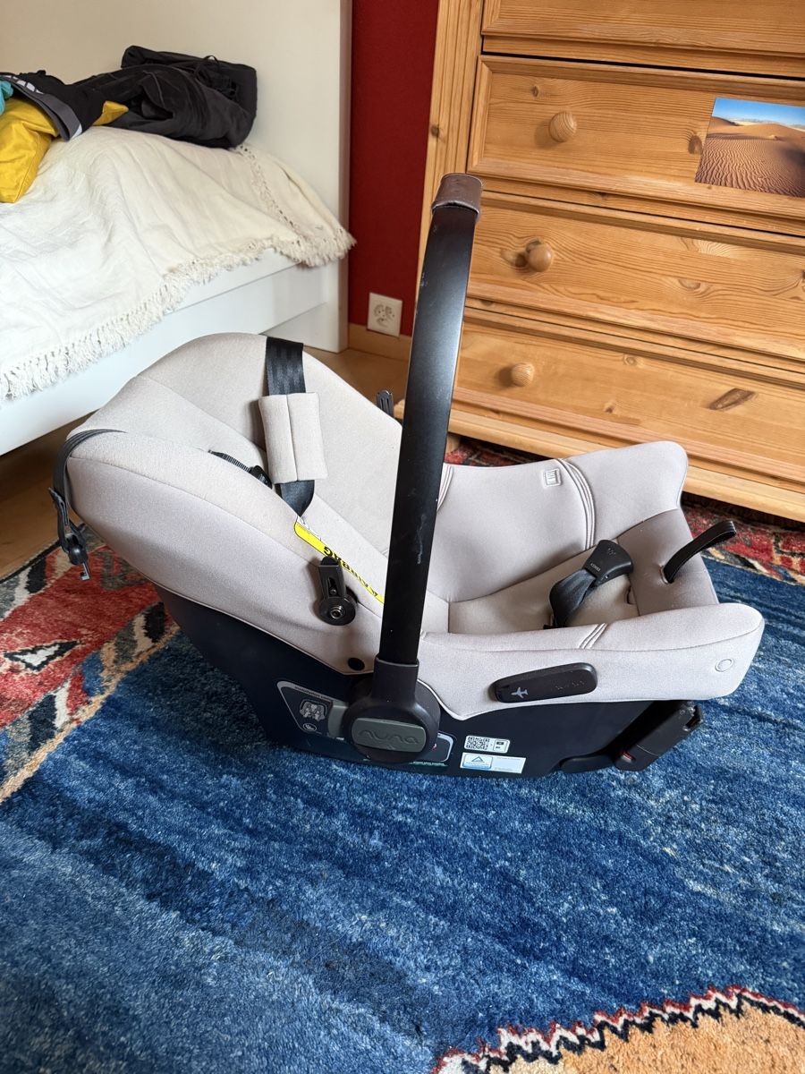 Nuna Seggiolini per auto: Nuna Kindersitz mit ISOFIX – Usato da St. Gallen venduto da jozli66 1
