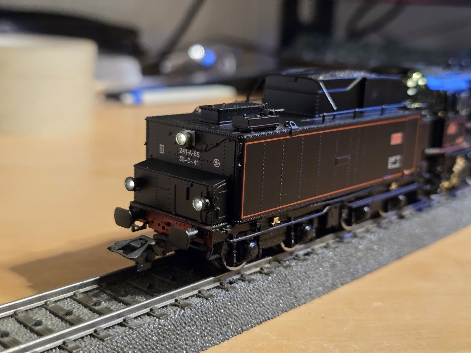 Märklin Modelleisenbahnen: Märklin 241.A.65 – Gebraucht aus Mettmenstetten von ric_ww8q 4