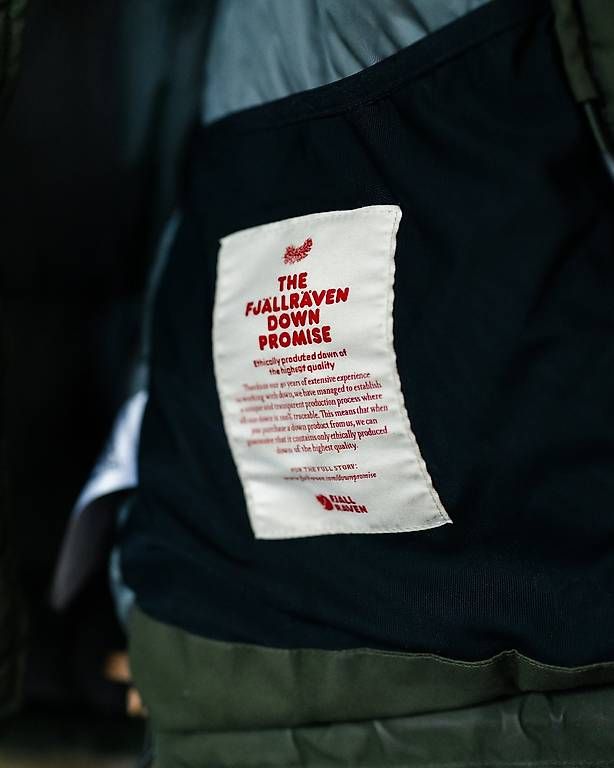 Giacche: Veste Fjällräven Singi Down – Usato da Château-d'Oex venduto da Dynicolier 3