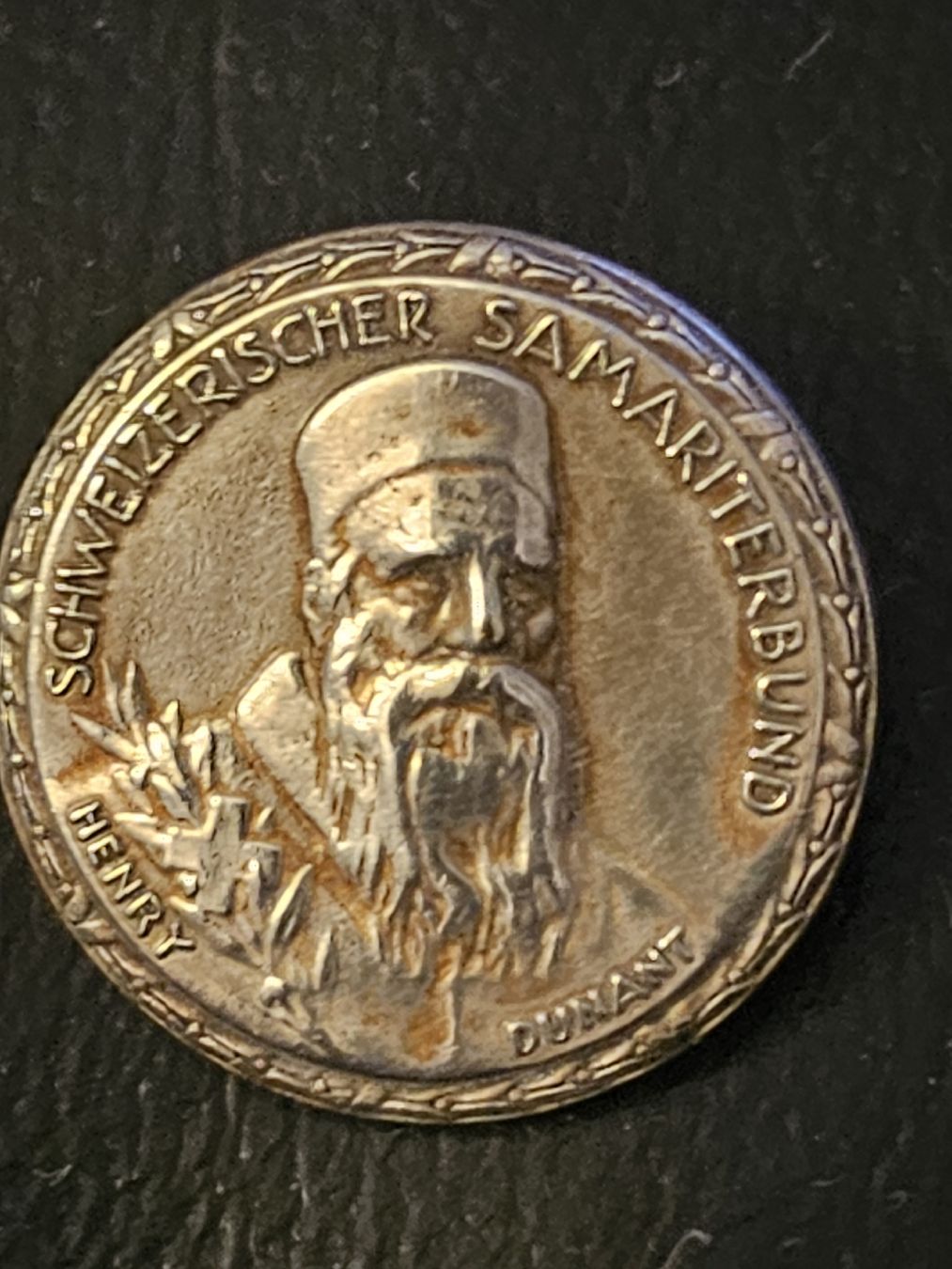 Broches & Aiguilles: Abzeichen Schweizerischer Samariterbund Henry Dunant – D'occasion à Kreuzlingen par denden03 1