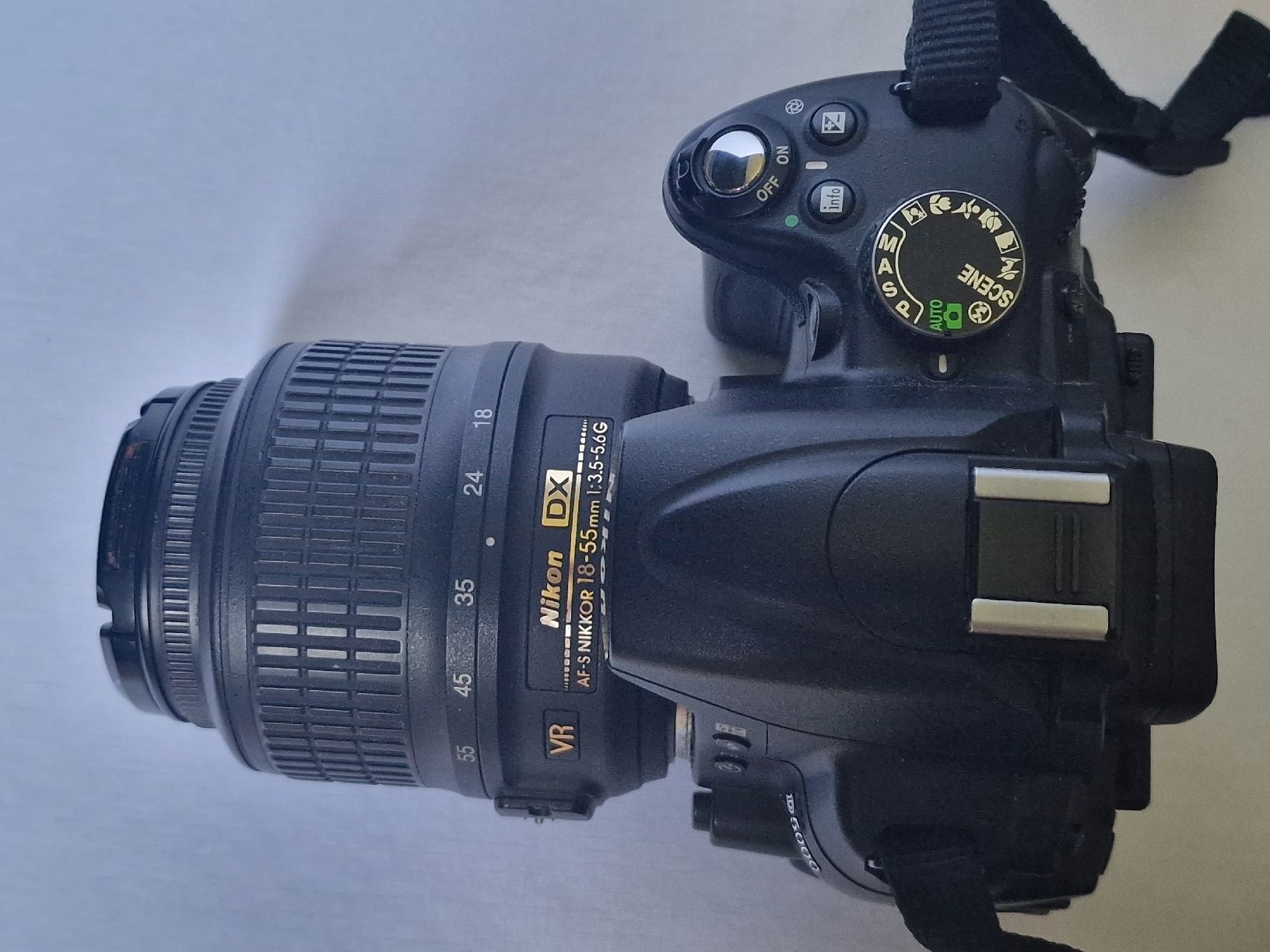 Nikon Fotocamera: Nikon D5000 18-55 kit + SD-card + bag – Usato da Neftenbach venduto da ant_lr9d 1