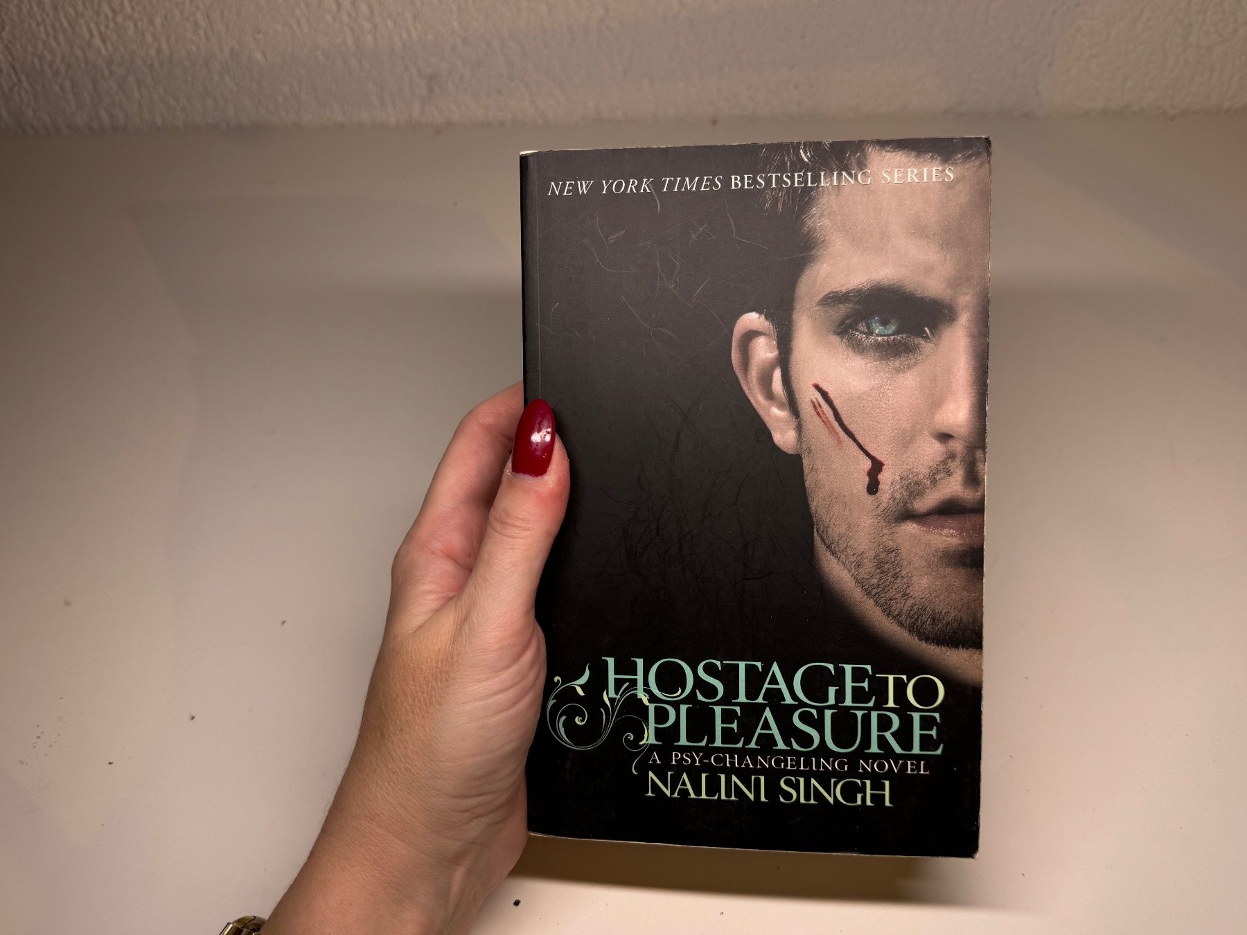 Bücher: NOVEL: Nalini Singh, Hostage to Pleasure – Gebraucht aus Grosswangen von English_books