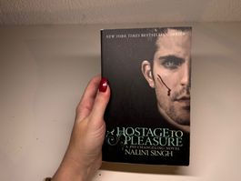 NOVEL: Nalini Singh, Hostage to Pleasure