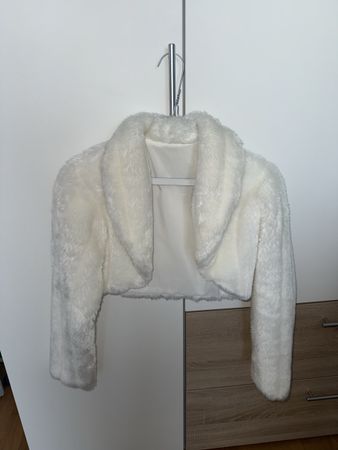 Weisses Faux-Pelz Bolero, Grösse 36