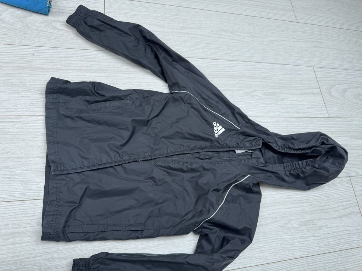 Adidas Jacken & Mäntel: Jacke Adidas gr. 128 – Gebraucht aus Basel von mimi8668