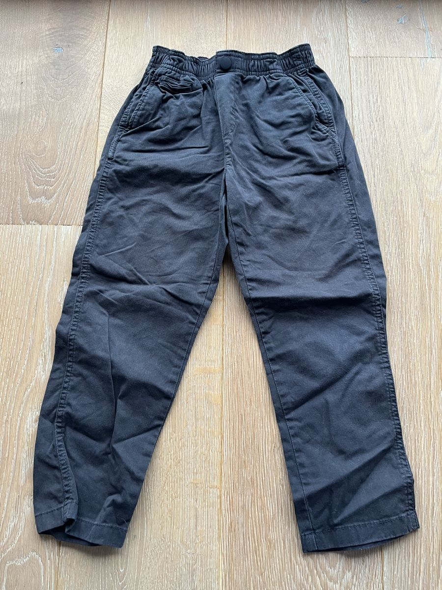 Zara Pantaloni: Hose Zara Grösse 122 – Usato da Aarburg venduto da cha_6t8j