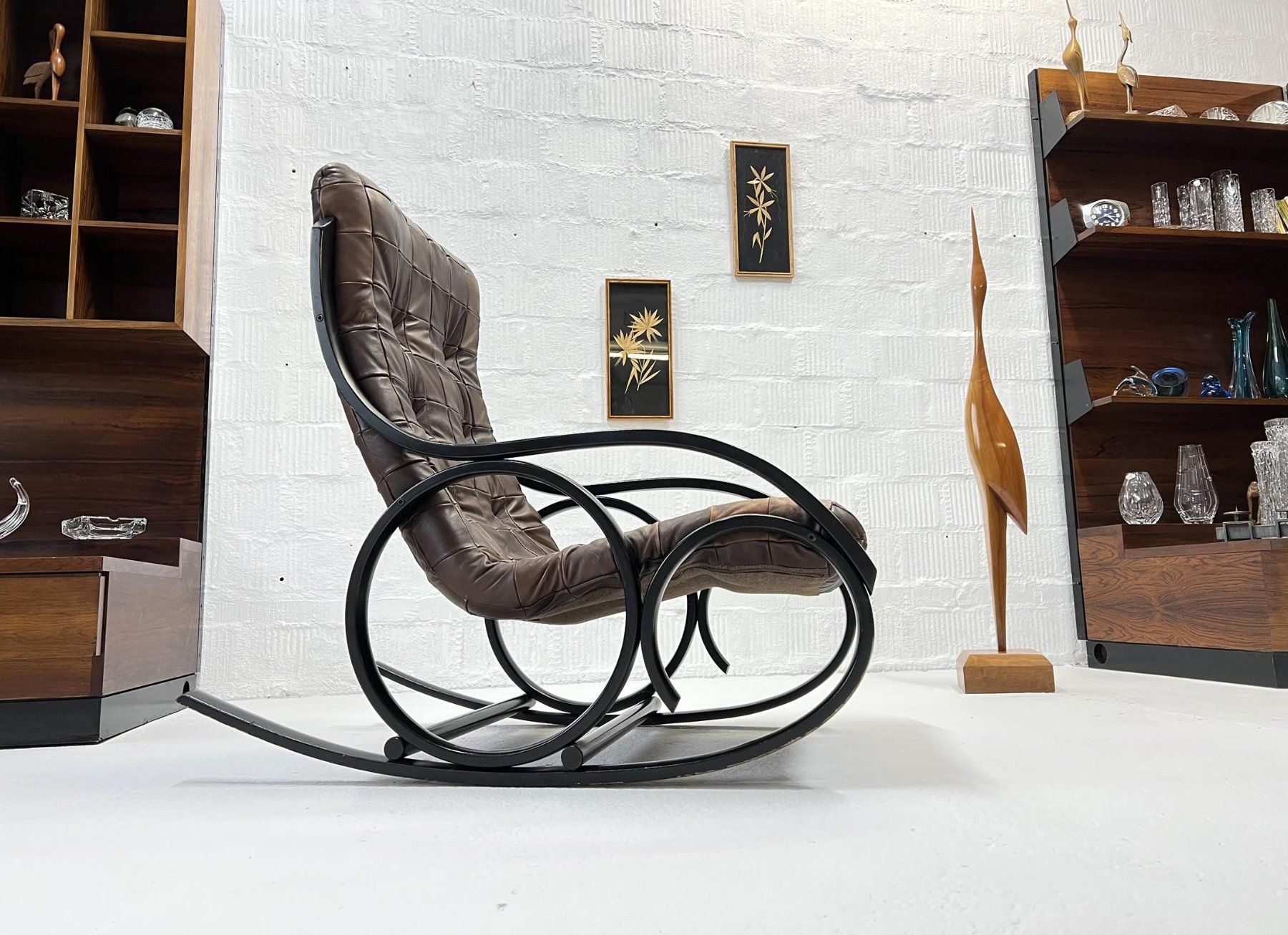 Strässle Sessel: Vintage Schaukelstuhl - Strässle – Gebraucht aus Walzenhausen von  3