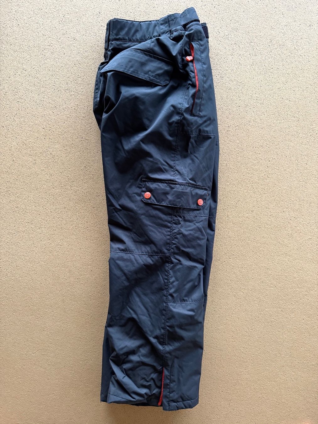 Hosen: Pantalons de ski ado Belowzero, taille 152 – Gebraucht aus St-Gingolph von GoldenKeys 3