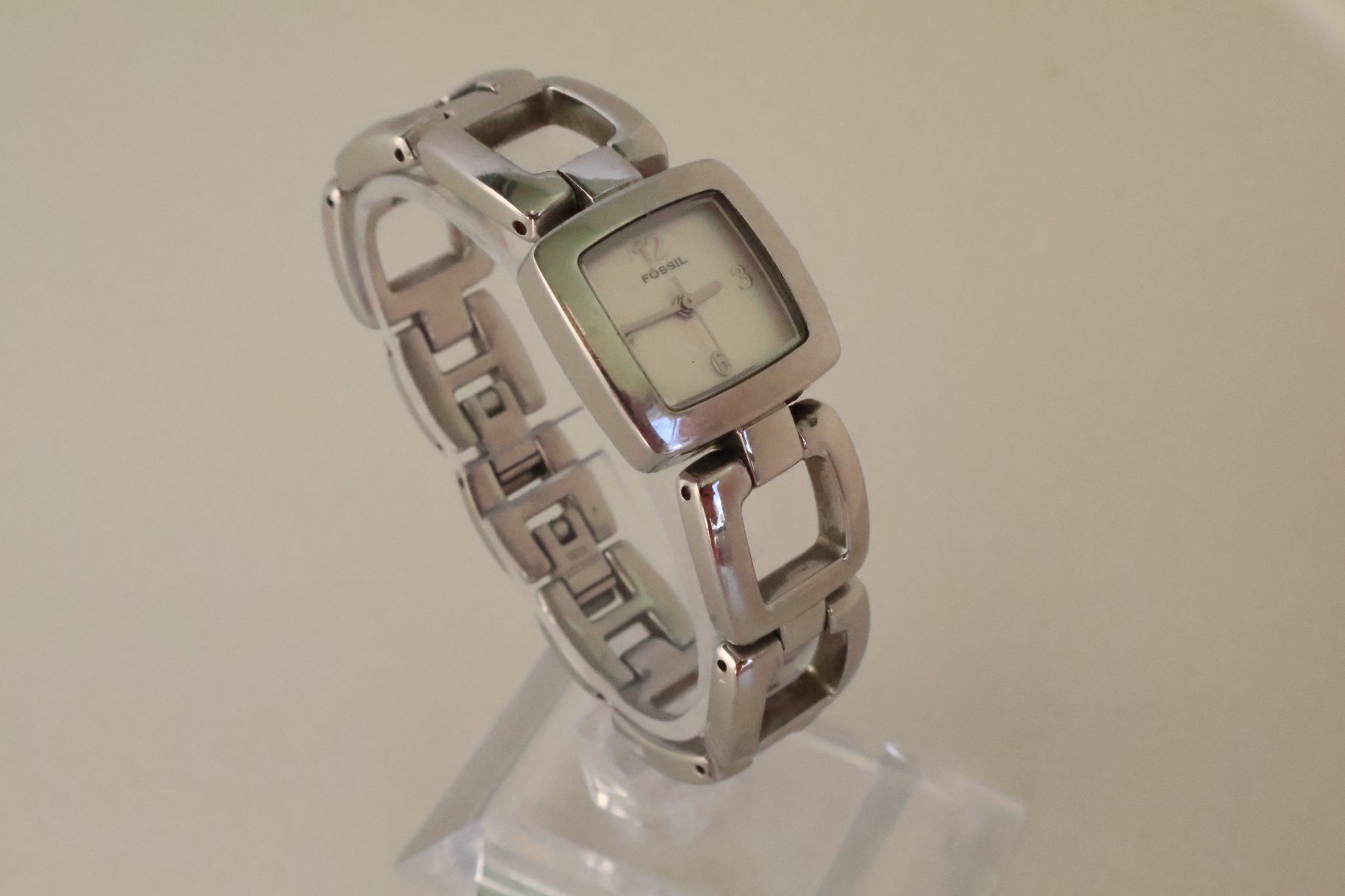 Fossili: Fossil Damen Uhr – Usato da Willisau venduto da flabastian