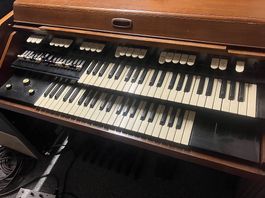 Hammond M100 Orgel, Leslie Lautsprecher und Preamp