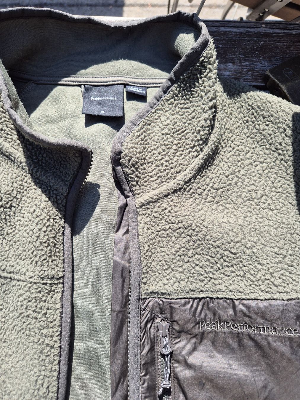 Peak Performance Pulls & Sweat-shirts: Peak Performance Naturush Pile Jacket – D'occasion à Zürich par Loboso 6