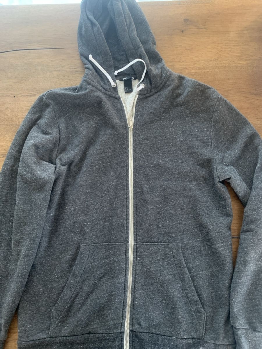 H&M Maglioni & Felpe: H&M Basic Hoodie Grau Gr. L – Usato da Madiswil venduto da fip_bcv7