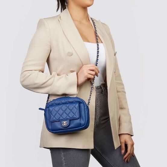 Taschen für Damen: Chanel Camera Caviarskin Leather – Gebraucht aus Zürich von Stila17 8