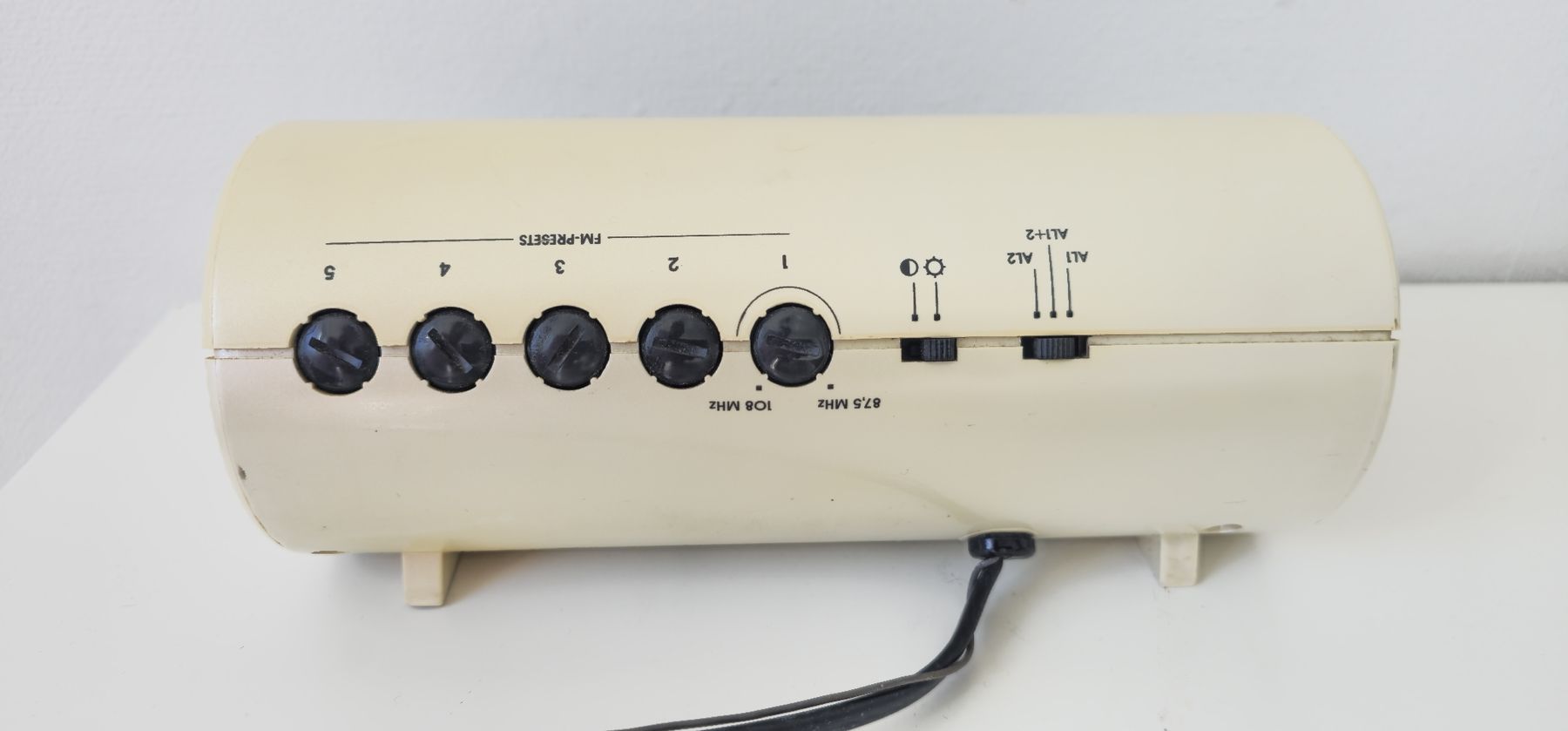Grundig Radio: GRUNDIG sonoclock 380 – Usato da Luzern venduto da TausendD 1
