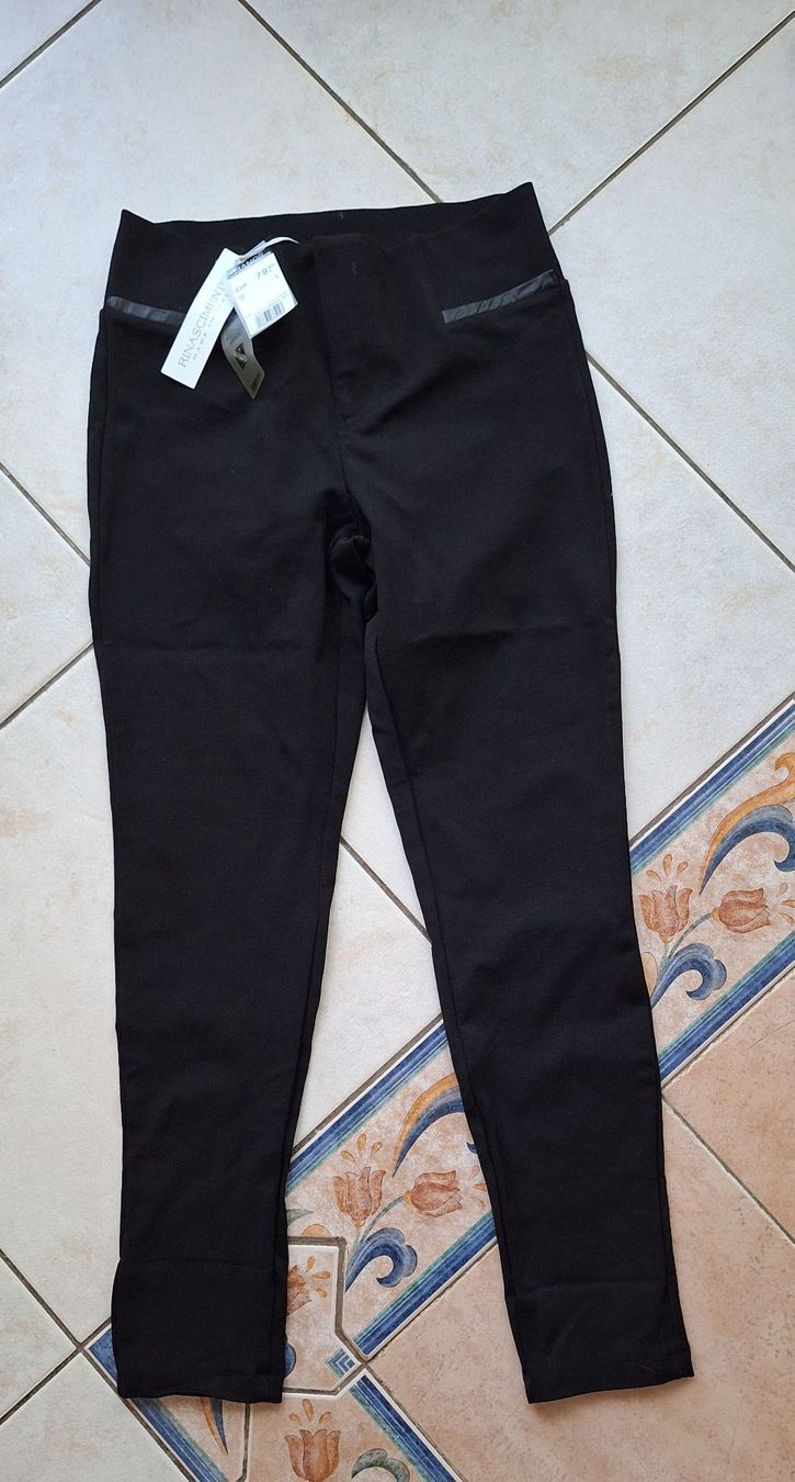 Hosen: Pantalon noir Taille L – Neu und originalverpackt aus St-Triphon von Jldr0