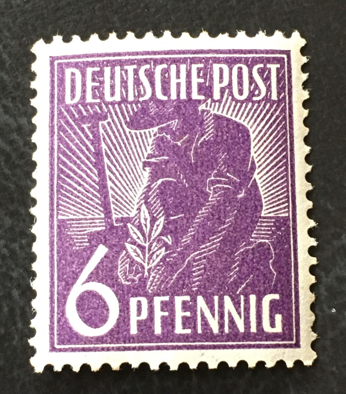 Tutti i francobolli: Briefmarken aus Deutsche Post Ungestempelt   – Usato da Aarau venduto da Angi-007