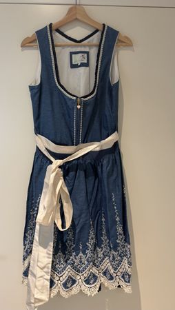 Dirndl von Alpenfee in Grösse 42 inkl. Bluse
