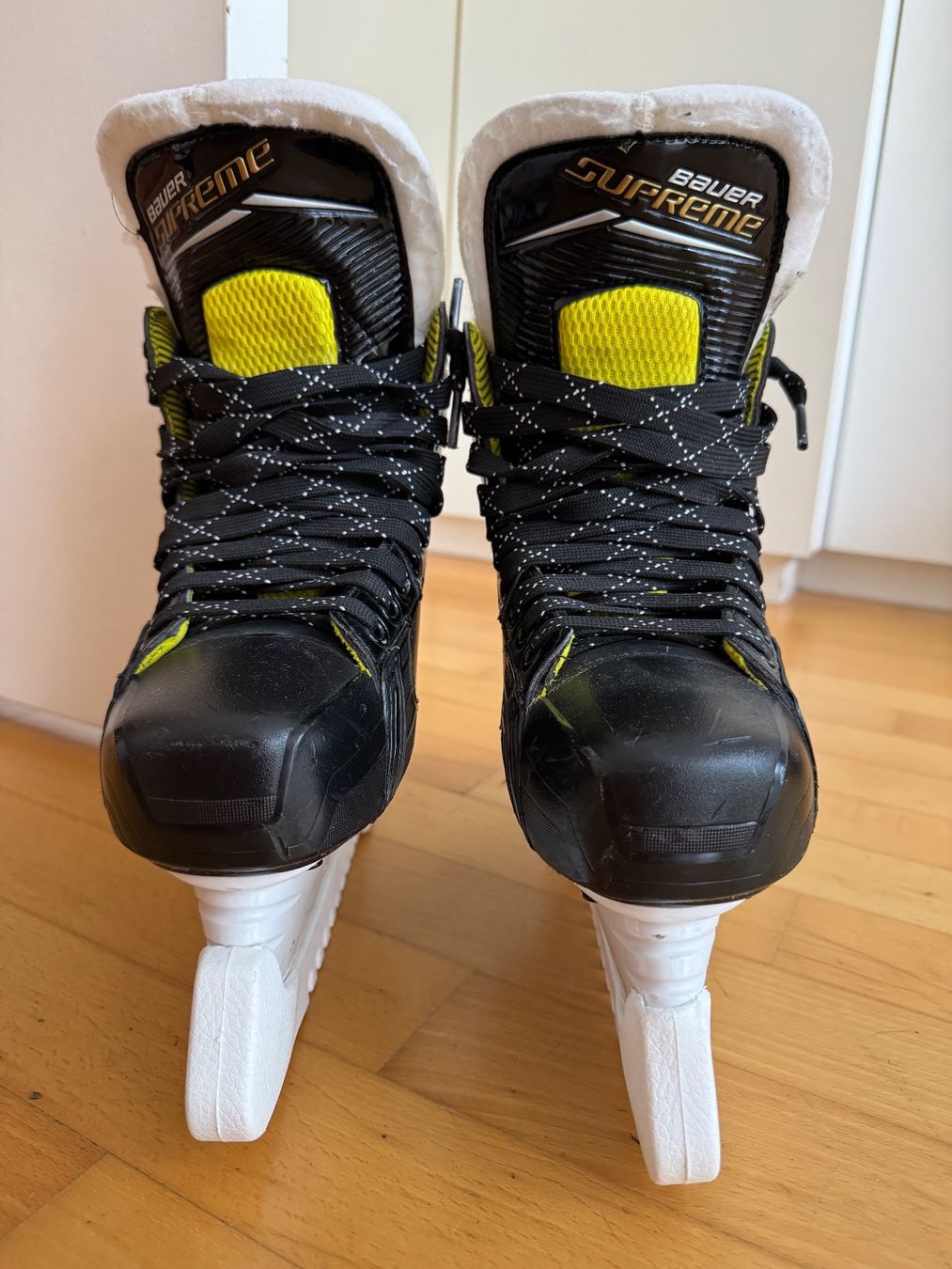 Bauer Pattini da ghiaccio: Eishockeyschlittschuhe Bauer Supreme Grösse 38.5 – Usato da Baar venduto da annhappy 1
