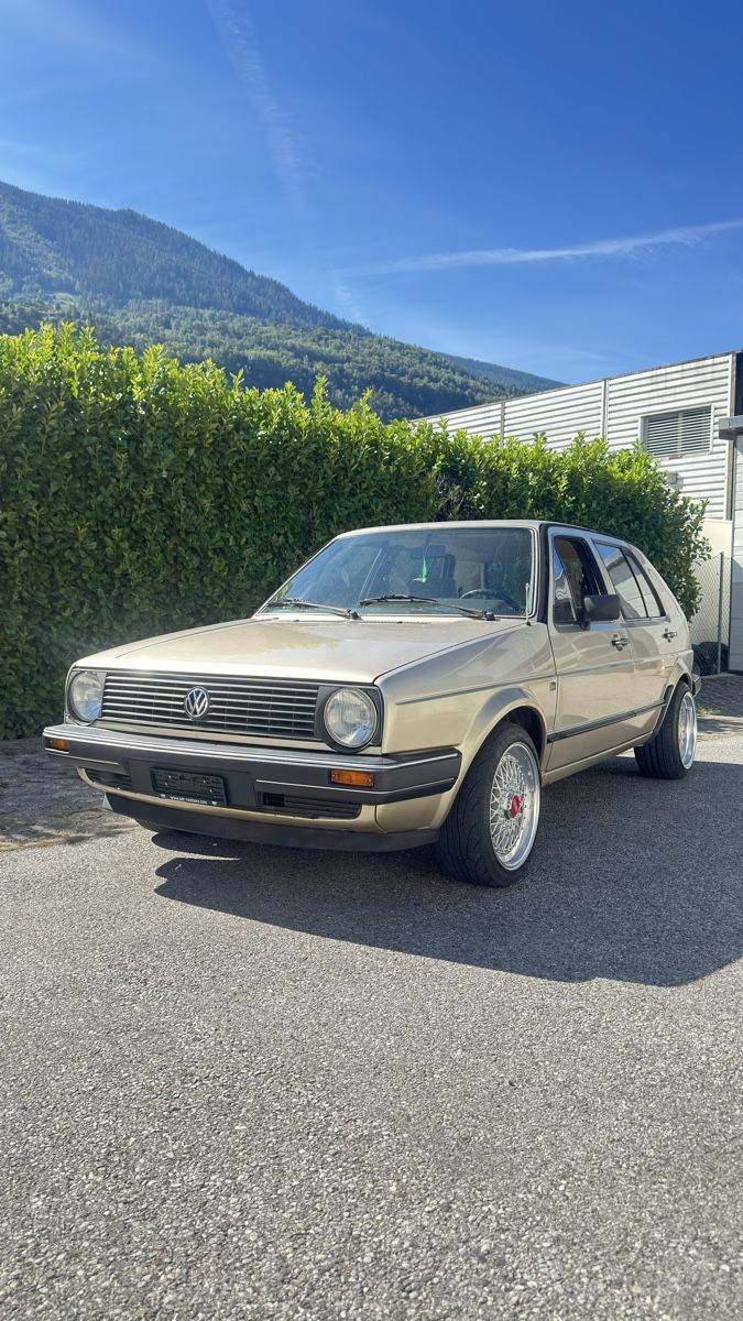 VW Autos: Golf 2 – D'occasion à Sierre par jokr396