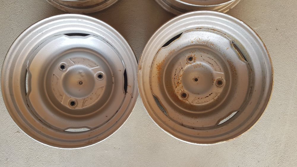 Renault R4: 4 Original-Felgen 4x13 für Baujahre 1961 - 1982 (Gebraucht ...