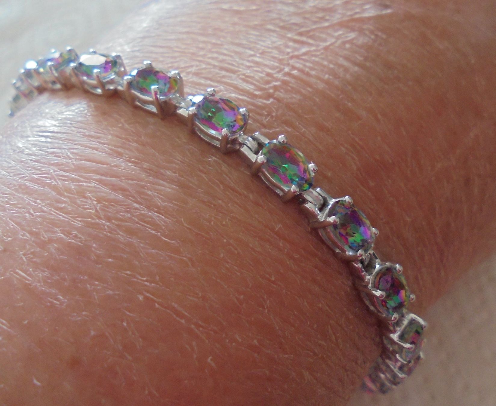 Armbänder & -reifen: Echtschmuck: Mystik-Quarz Armband ca. 19.5 cm. – Neu (gemäss Beschreibung) aus Zuchwil von maumauchi 9