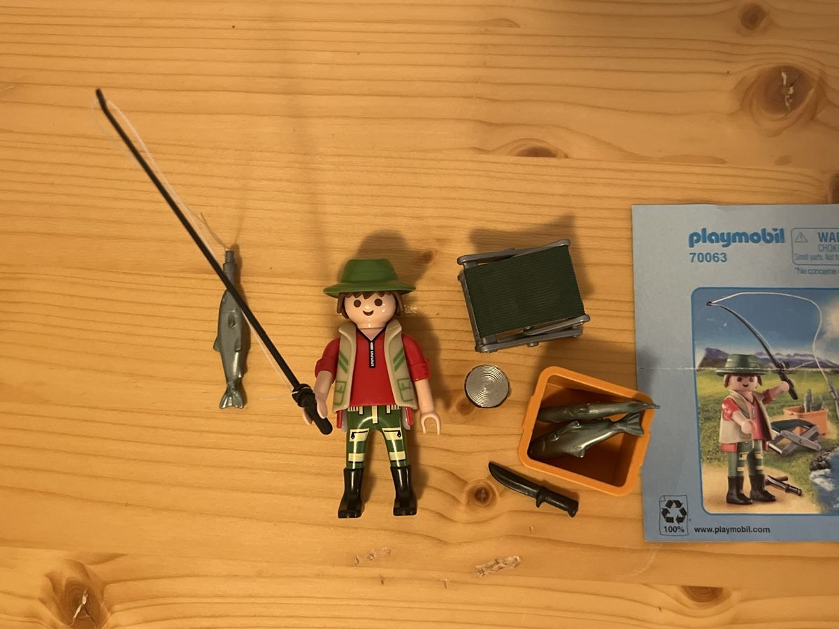 Playmobil Spielzeuge: Playmobil 70063 - Angler – Gebraucht aus Zuchwil von Commander0 3