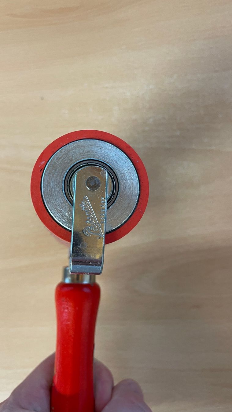 Alle Werkzeuge: Andruckwalze Farbroller Handroller Folienroller Pajarito – Gebraucht aus Glattfelden von cybermaxx 2