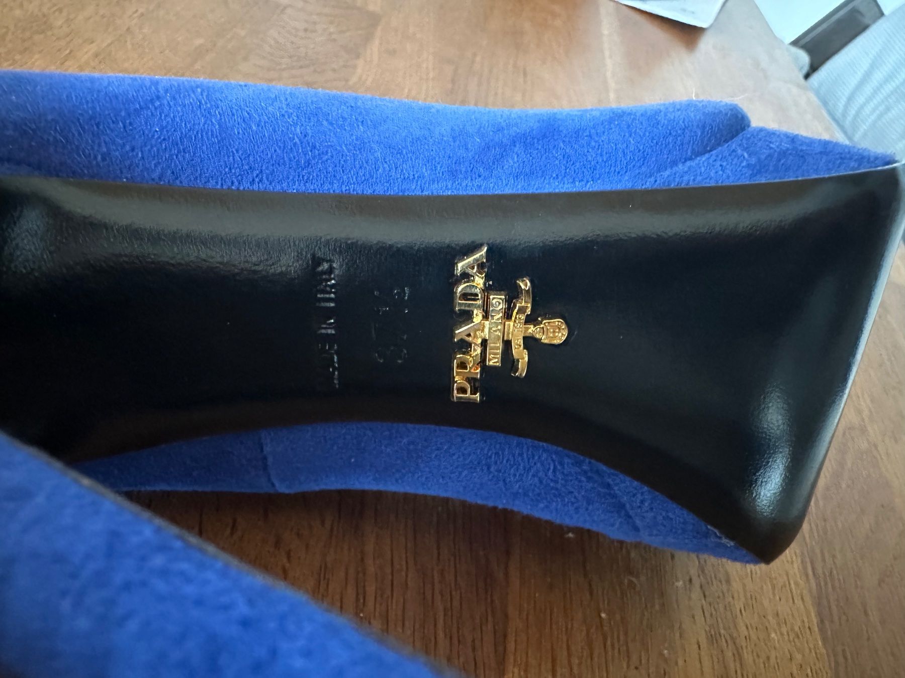 Prada Scarpe da donna: Escarpins Prada 37,5 – Nuovo (secondo la descrizione) da La Neuveville venduto da ste_rk86 4