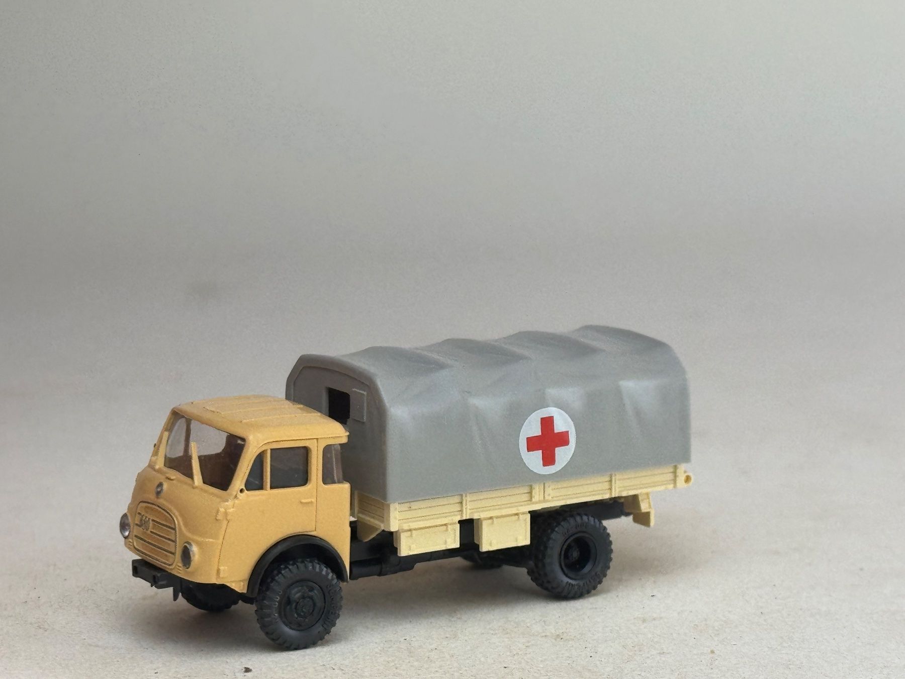 Modellautos: VE1- Roco Steyr Rotes Kreuz Pritsche – Gebraucht aus Elm von Wikmtz