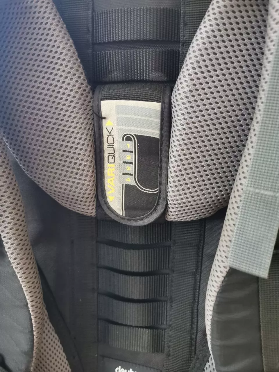 Deuter Zaini: Trekkingrucksack – Usato da Windisch venduto da Babutz2 3