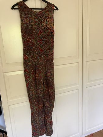 Hosenkleid mit speziellem Muster, Grösse M/L