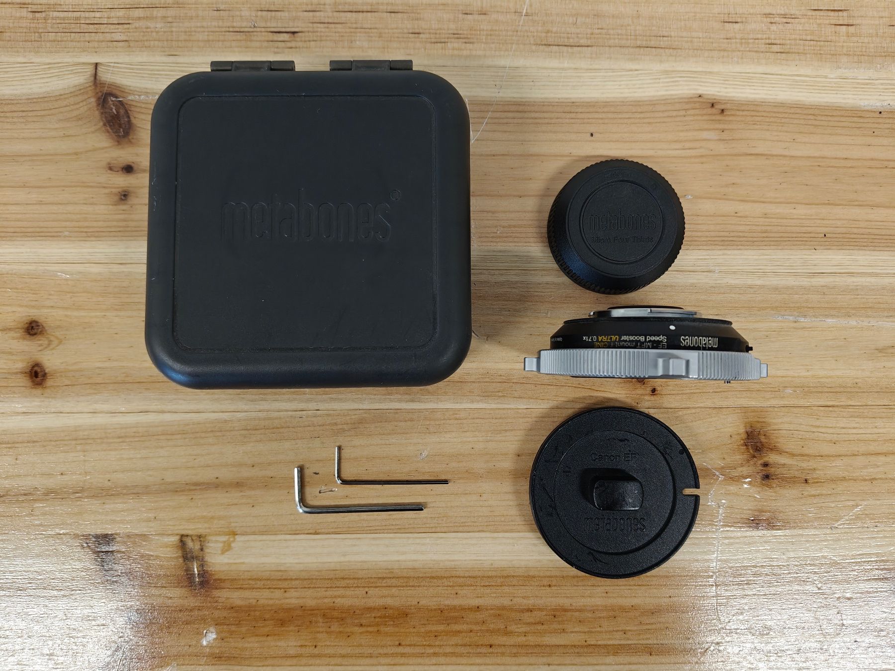 Blackmagic Videocamere: Blackmagic Pocket Cinema Camera 4K Set inkl Cage + Metabones – Usato da Schlieren venduto da CINElight 7
