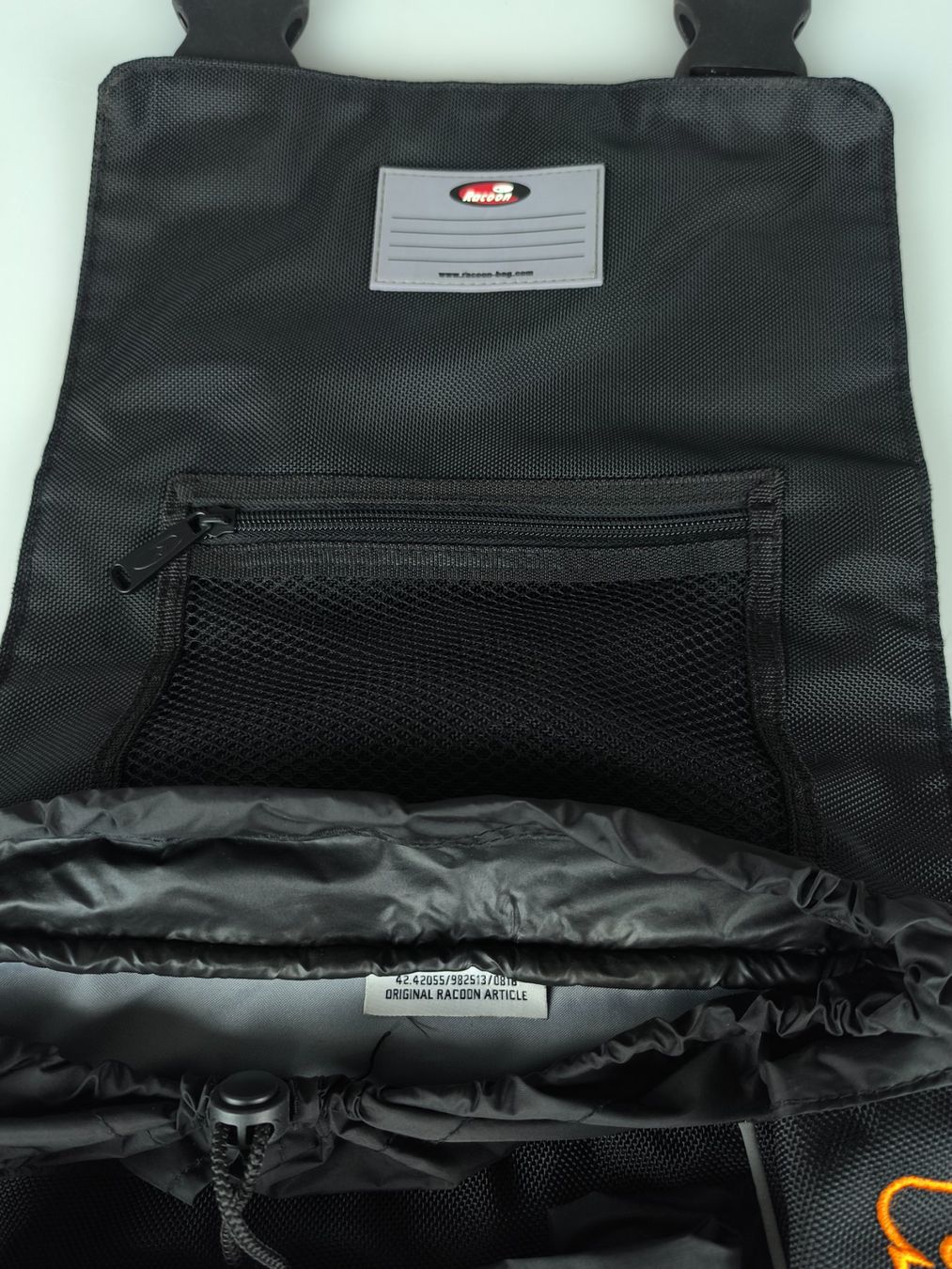 Racoon Zaini: RACOON Rucksack Schwarz Orange – Usato da Rüti ZH venduto da Restwert_Rueti_ZH 2