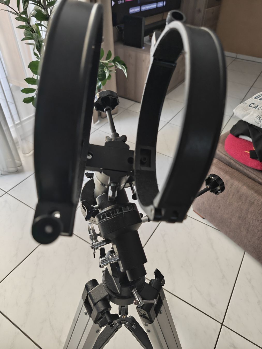 Telescopi: Teleskop Modell 750/150 mit Stativ Defekt – Difettoso da Boniswil venduto da Alessio42 5