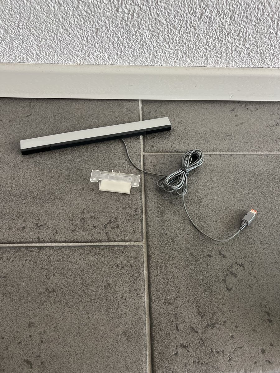 Nintendo Console: Nintendo Wii Set mit Spielen & Lenkrad – Usato da Dällikon venduto da ric_bh2m 5