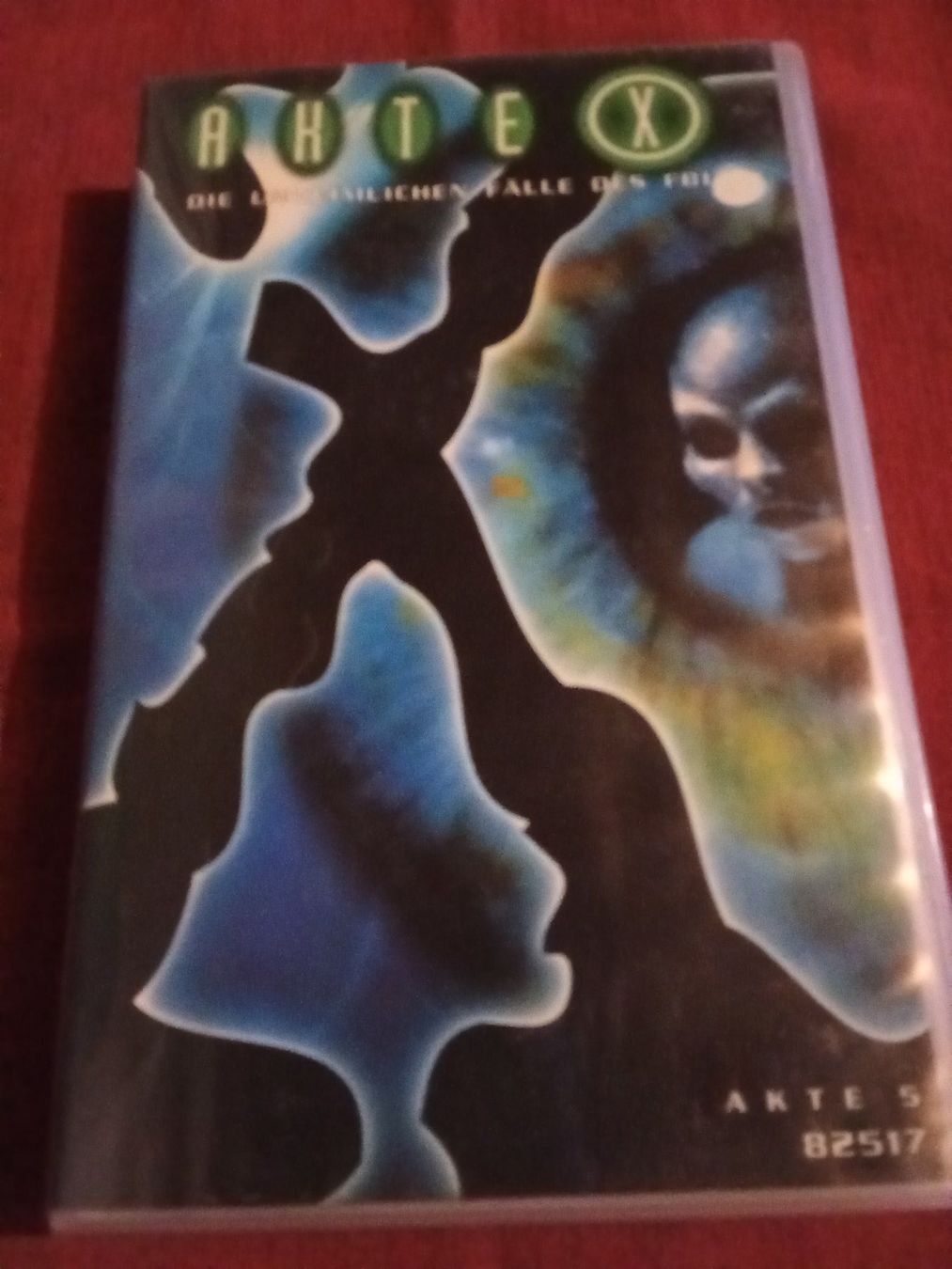 Toutes les VHS: Akte X 5 - "82517" 20 Century FOX VHS 410601 – D'occasion à Remetschwil par Hofiii