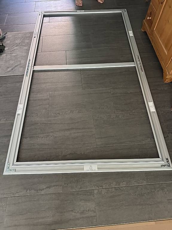 Schermi: Beamer Leinwand – Usato da Marthalen venduto da 8450andelfingen 2