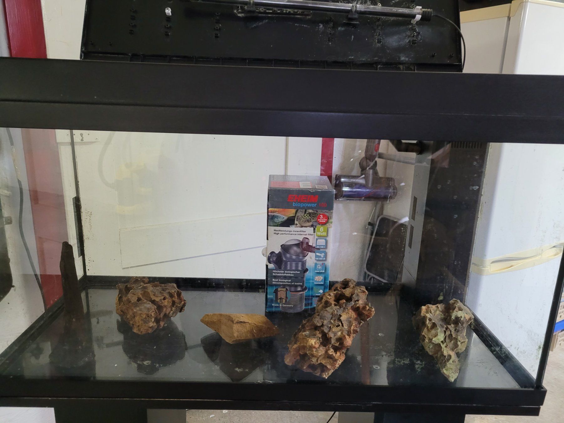 Juwel Aquarium: Aquarium 110l mit Unterschrank – Gebraucht aus Bischofszell von susane.stroebel 1
