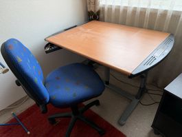 Hausräumung: Pult / Schreibtisch + Bürostuhl, ab 1.—