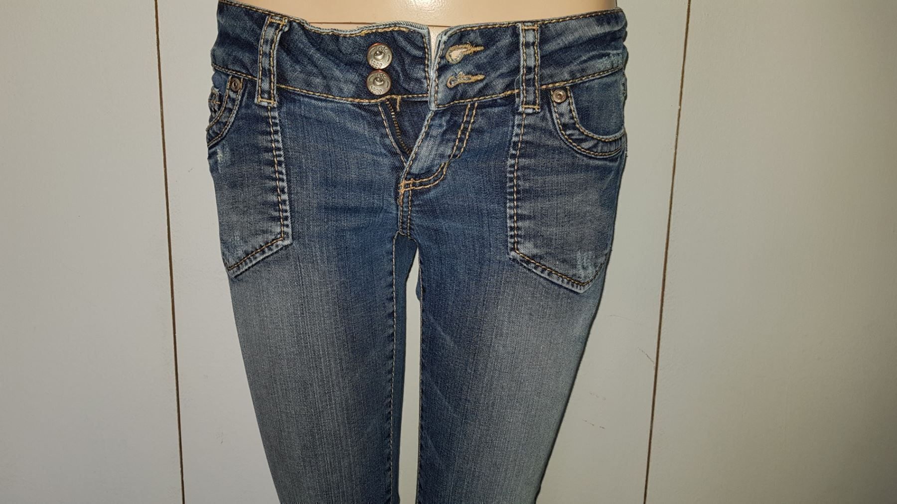 Esprit Jeans: Jeans ESPRIT taille 27 – Usato da Cossonay-ville venduto da Super-Price-Quality 2