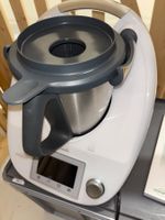 Thermomix TM5 avec livre et puces de recettes additionelles